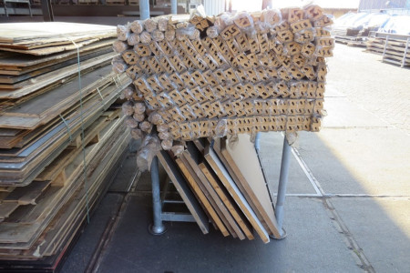 Diverse opruimingspartijen hout materiaal